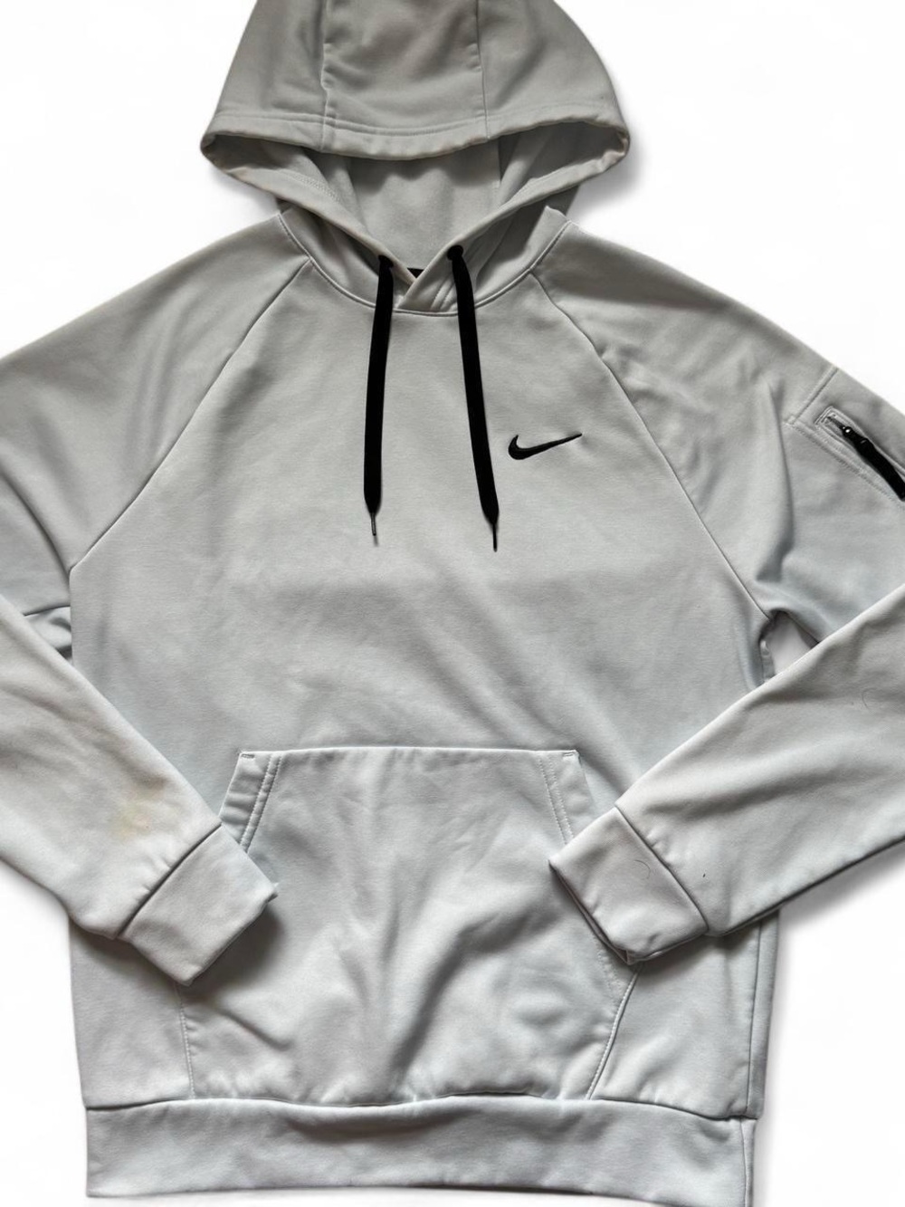 Unisex Nike Athletic White Active Therma
Fit Polyester Classic Hoodie Size Small